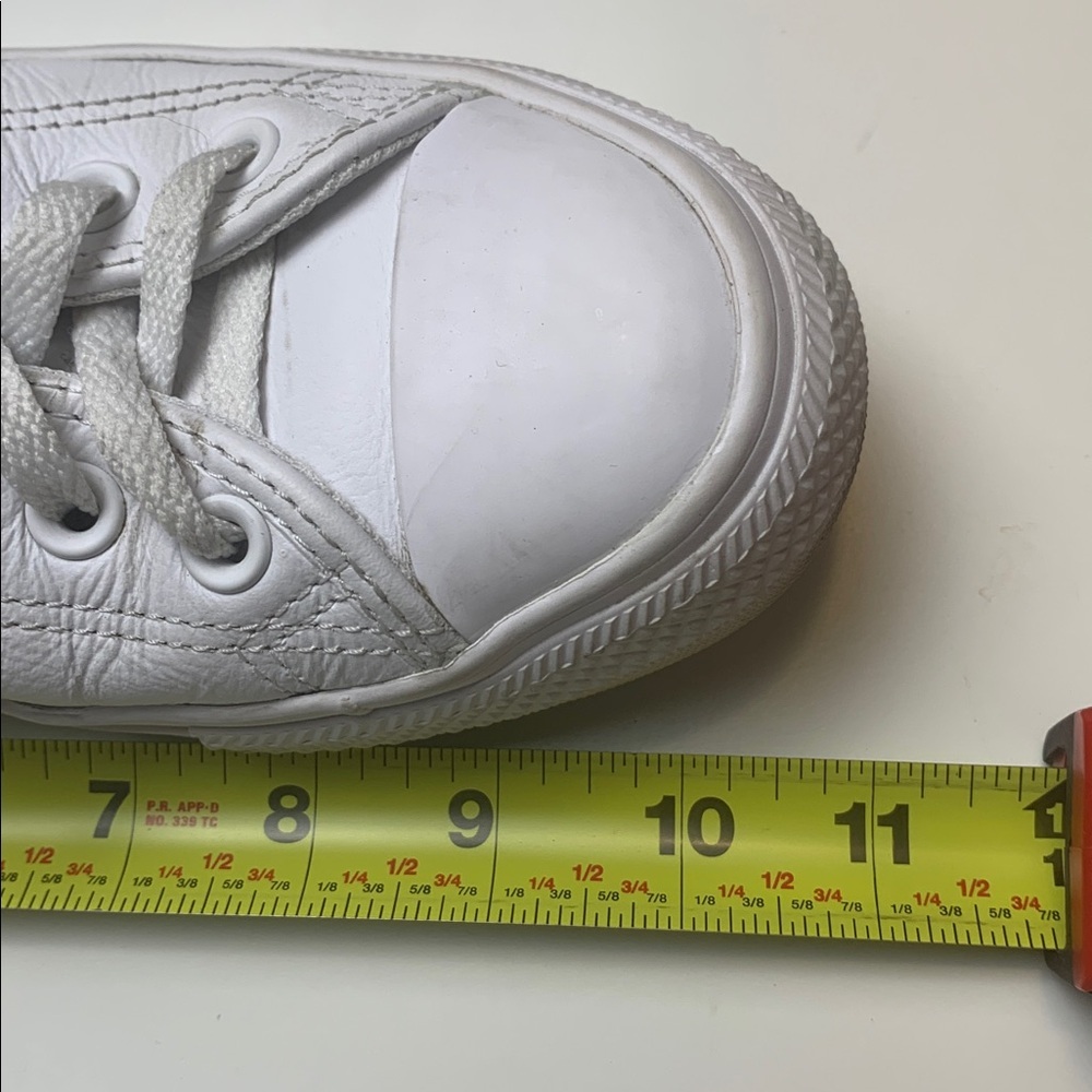 Converse All Stars White Leather size 6 men’s, size 8 women’s - Picture 6 of 7